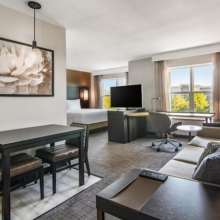 Residence Inn Phoenix Glendale Sports & Entertainment District Екстер'єр фото