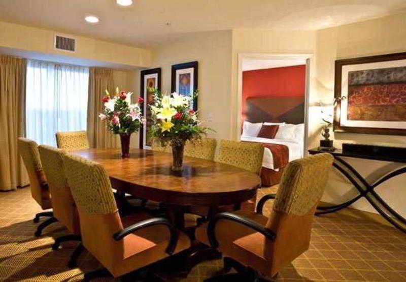 Residence Inn Phoenix Glendale Sports & Entertainment District Екстер'єр фото