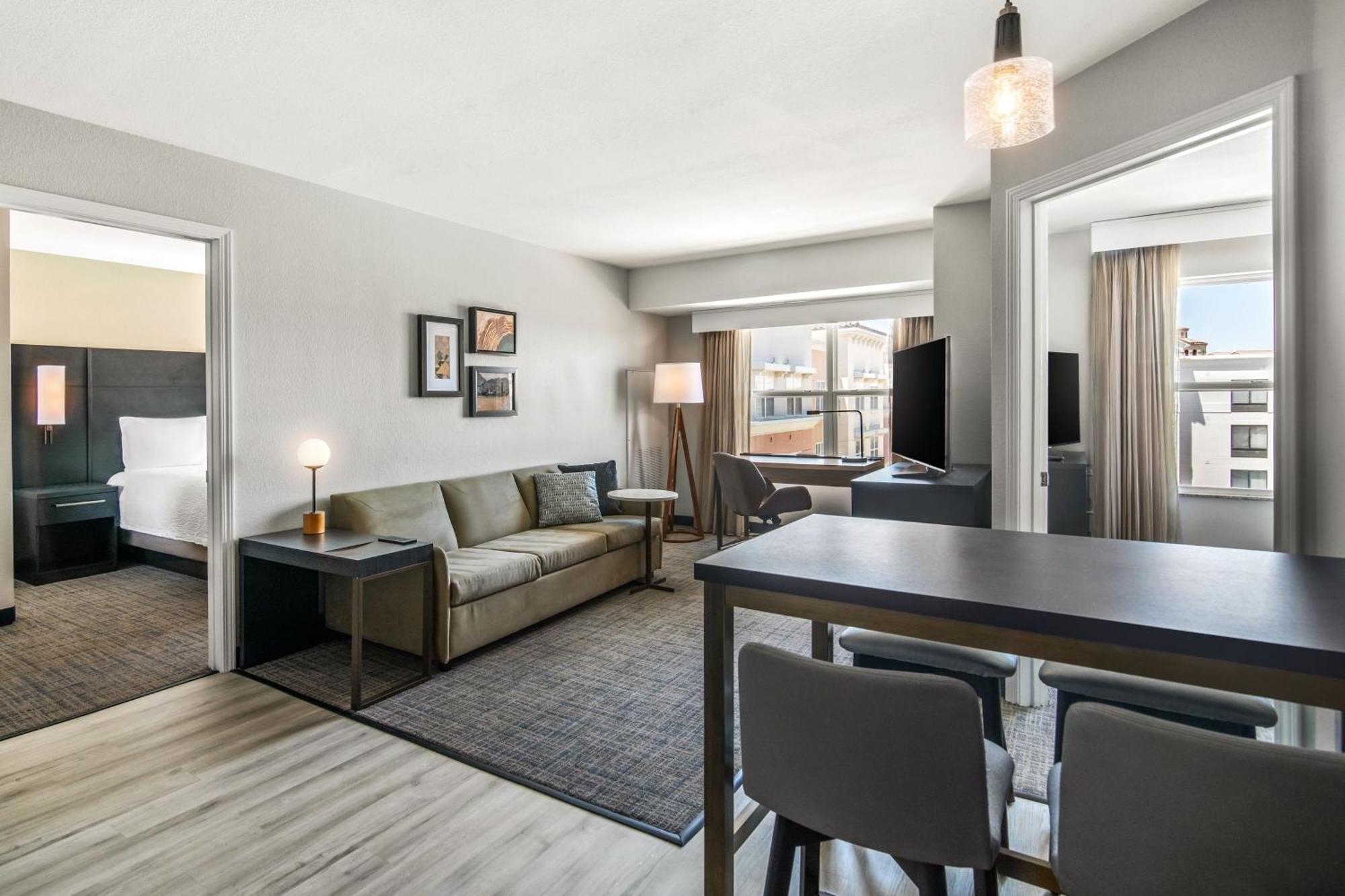 Residence Inn Phoenix Glendale Sports & Entertainment District Екстер'єр фото