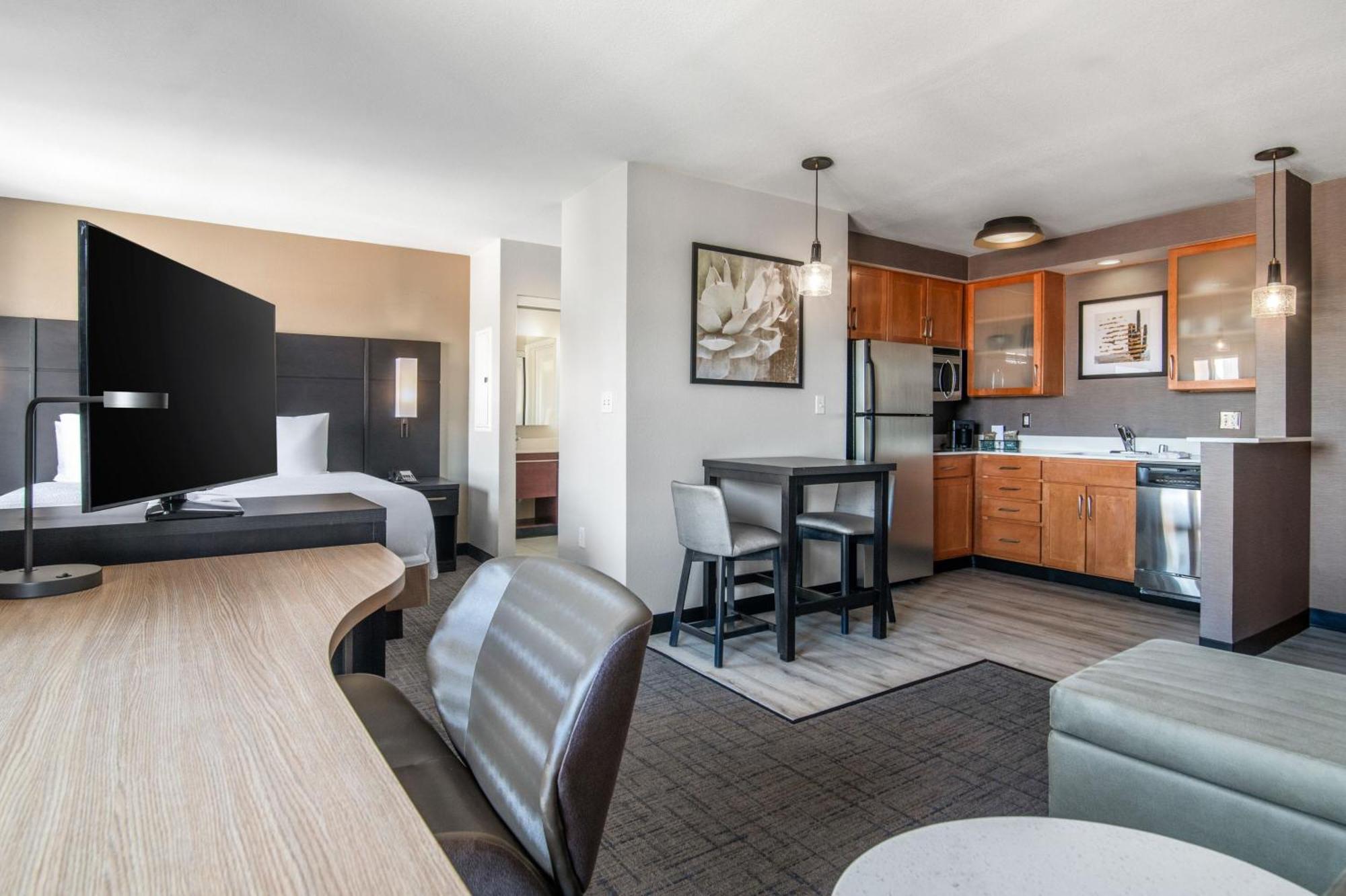 Residence Inn Phoenix Glendale Sports & Entertainment District Екстер'єр фото