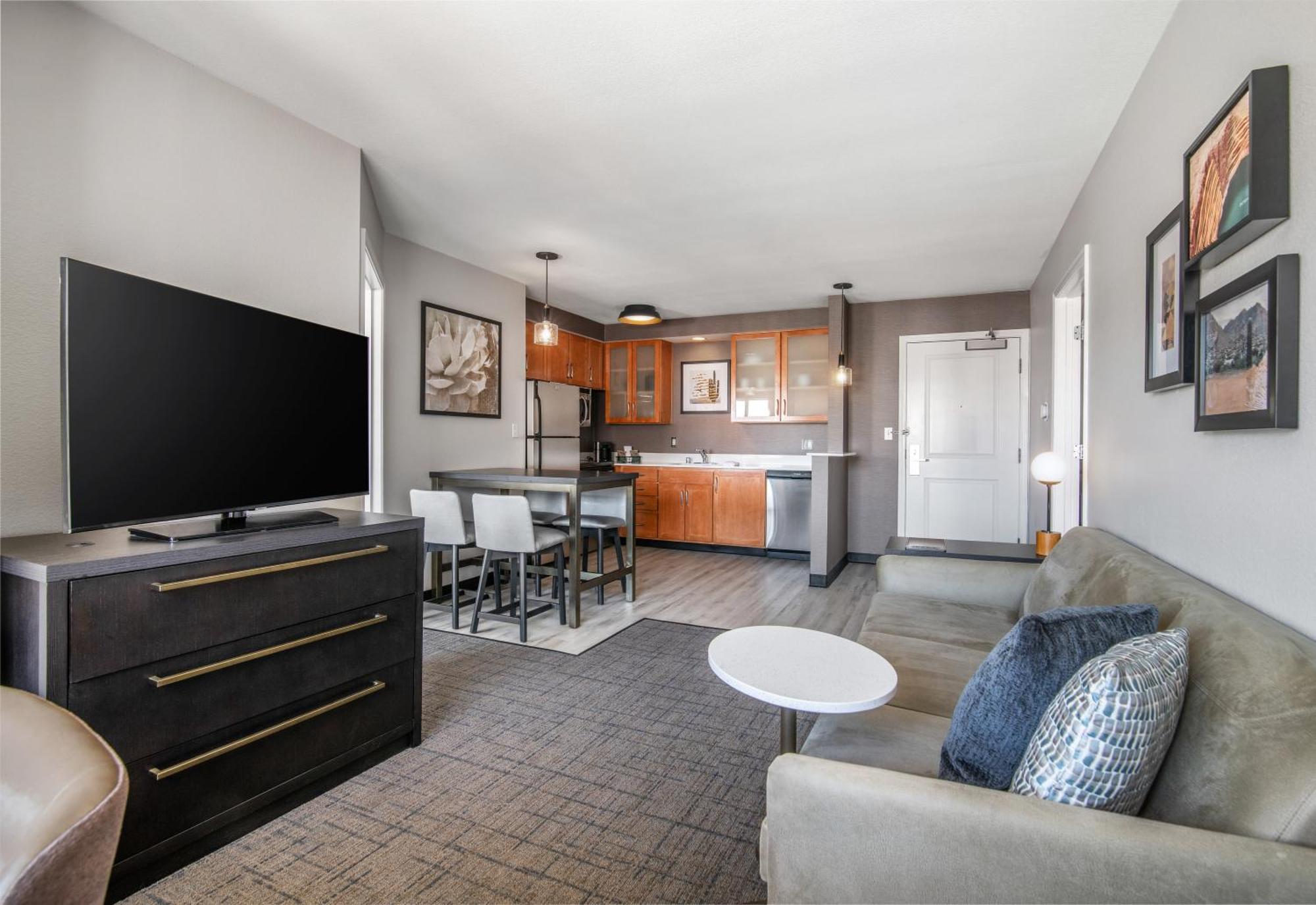 Residence Inn Phoenix Glendale Sports & Entertainment District Екстер'єр фото