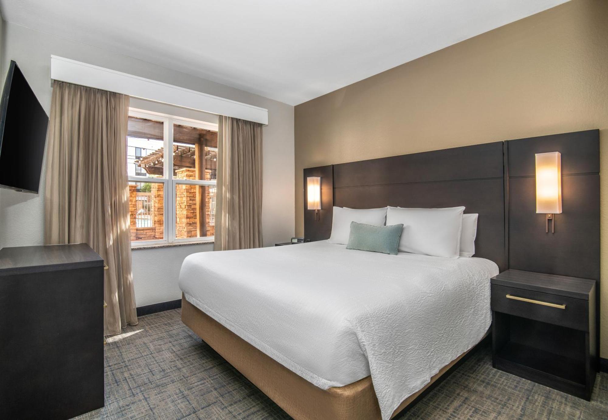 Residence Inn Phoenix Glendale Sports & Entertainment District Екстер'єр фото
