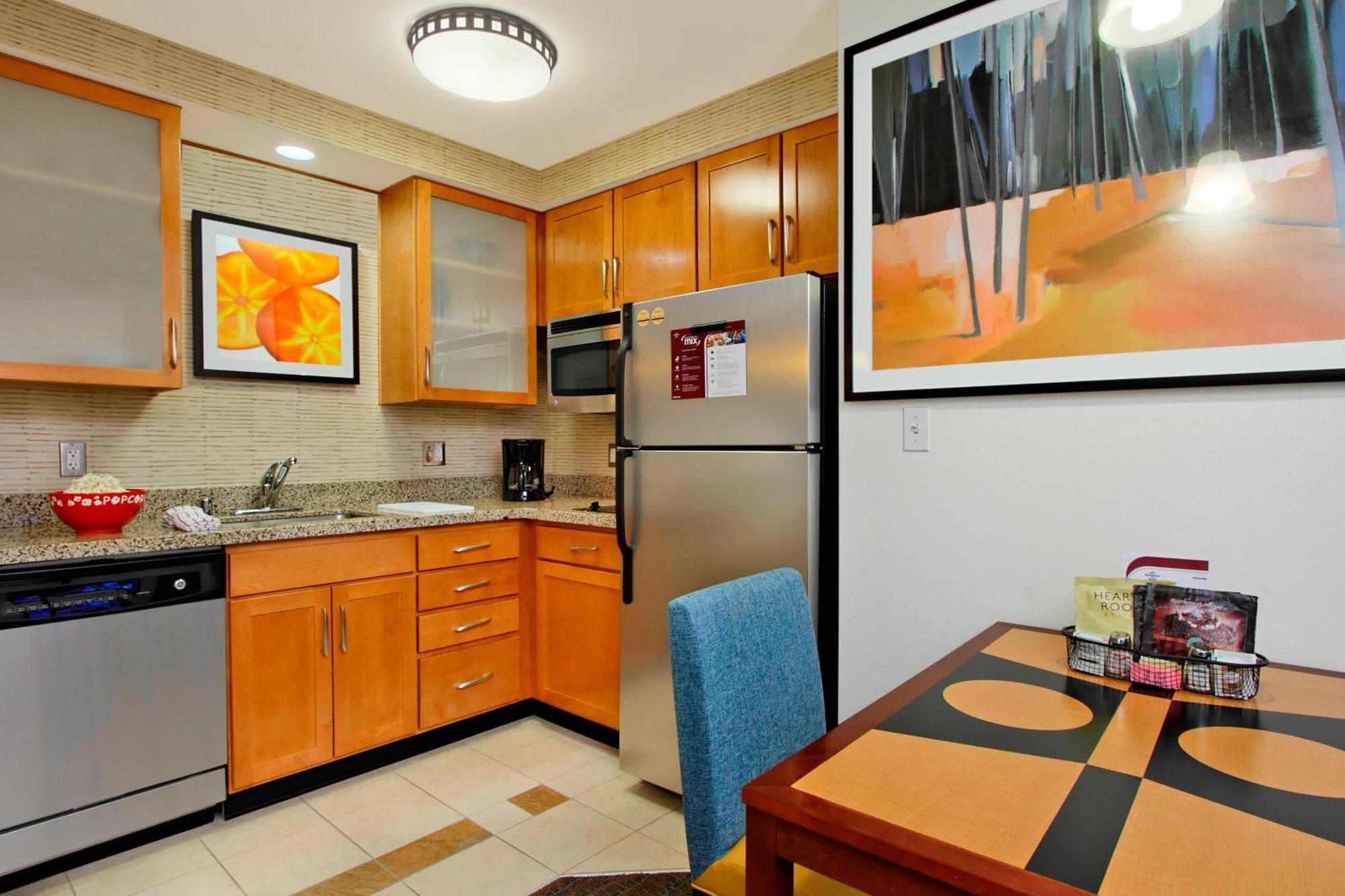 Residence Inn Phoenix Glendale Sports & Entertainment District Екстер'єр фото