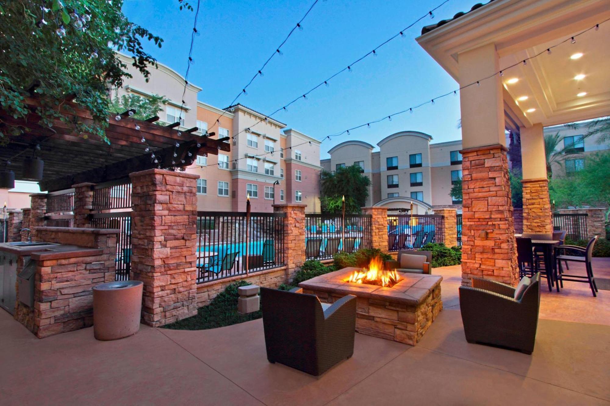 Residence Inn Phoenix Glendale Sports & Entertainment District Екстер'єр фото
