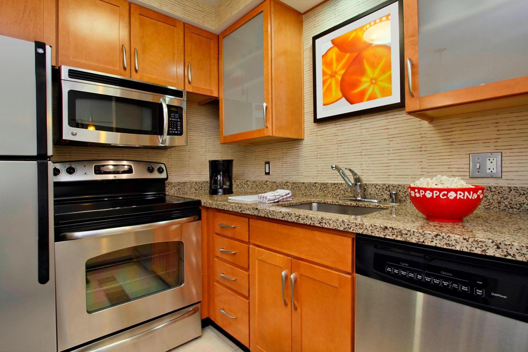 Residence Inn Phoenix Glendale Sports & Entertainment District Екстер'єр фото