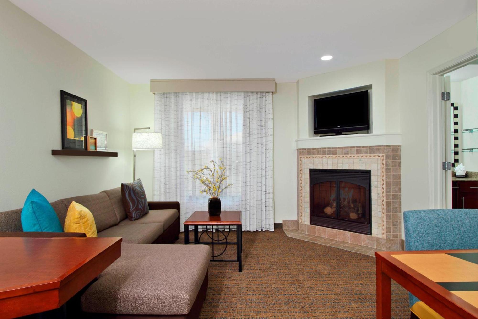 Residence Inn Phoenix Glendale Sports & Entertainment District Екстер'єр фото